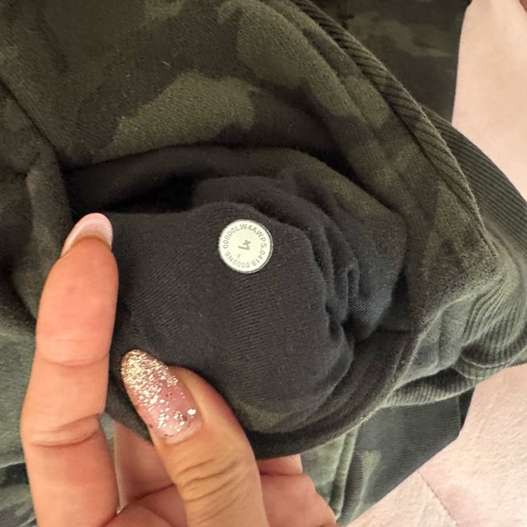 Lululemon scuba hoodie size 4 - Picture 4 of 4